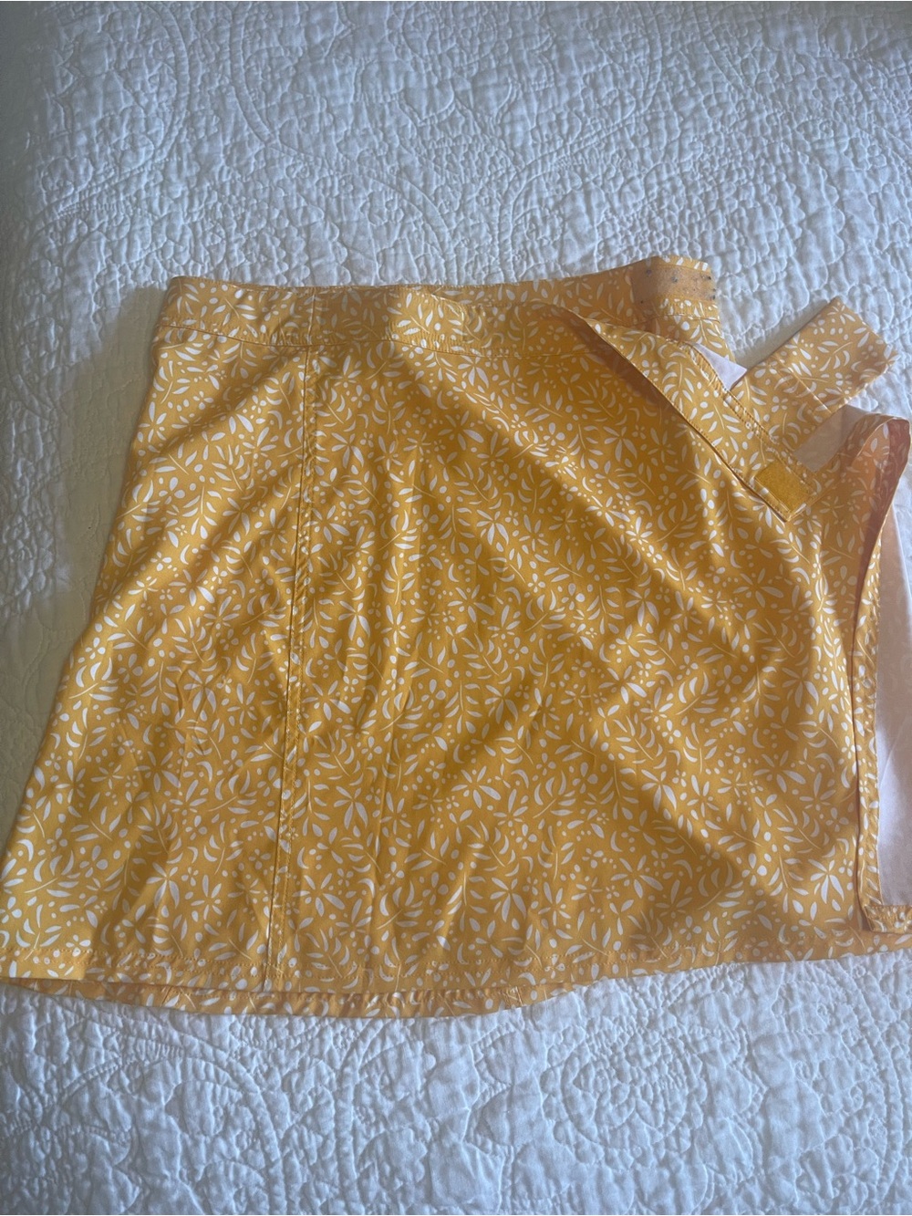 Ripskirt Hawaii Yellow Floral Swim Sarong Wrap